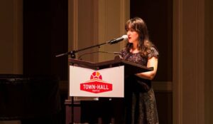 Mara Wilson Net Worth & Life Story: Career, Family, Movies